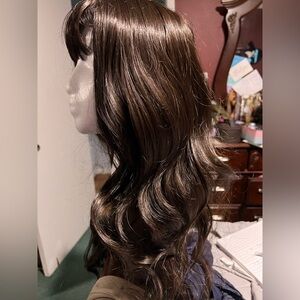 Luxurious Brown Wavy Hair Extensions